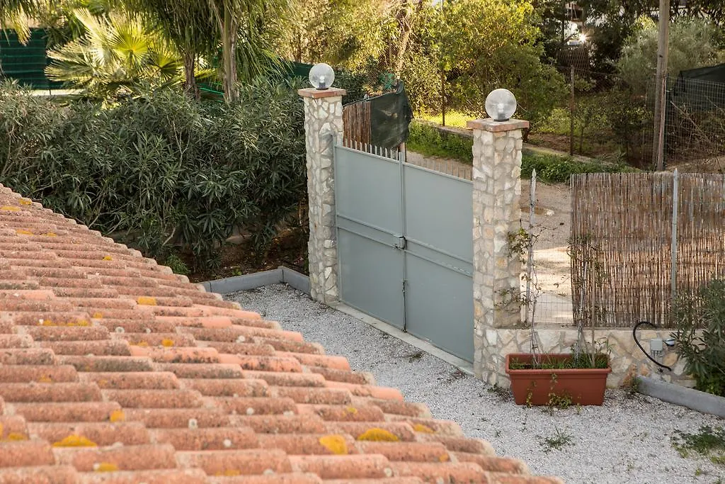 Vakantiehuis Amalia Siino Delle Rose Italië